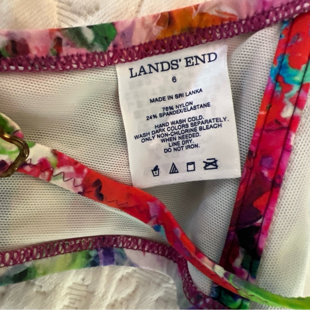 Lands End Bikini Top Adult Size 6 Green Floral Padded Underwire Womens - Picture 6 of 6